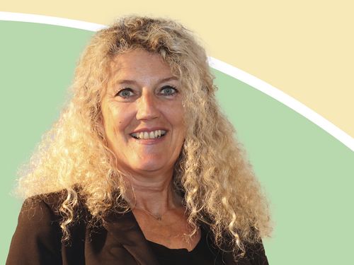 Martina Weishaupt, Beisitzerin im Vorstand der aksb e. V. Martina Weishaupt, Beisitzerin im Vorstand der aksb e. V.