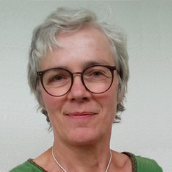 Prof. Dr. Regina Münderlein